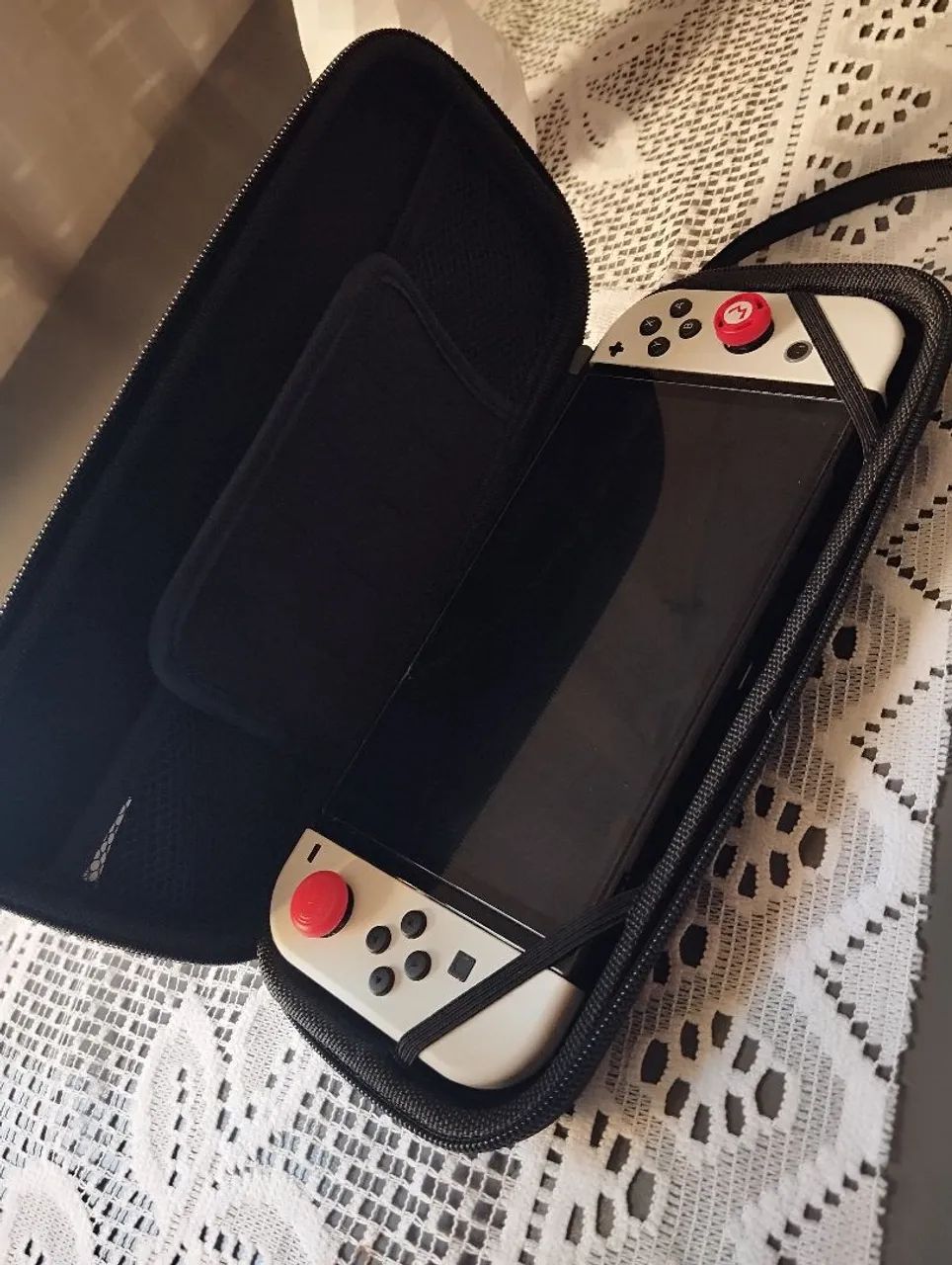 Nintendo Switch OLED + Capa de proteção 