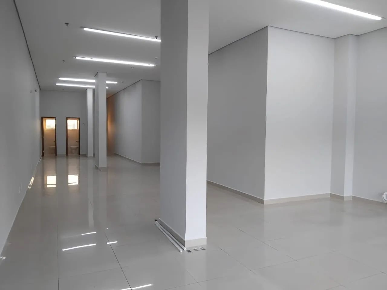 Loja para Alugar em Vila Trujillo, Sorocaba  150m², 2 Banheiros