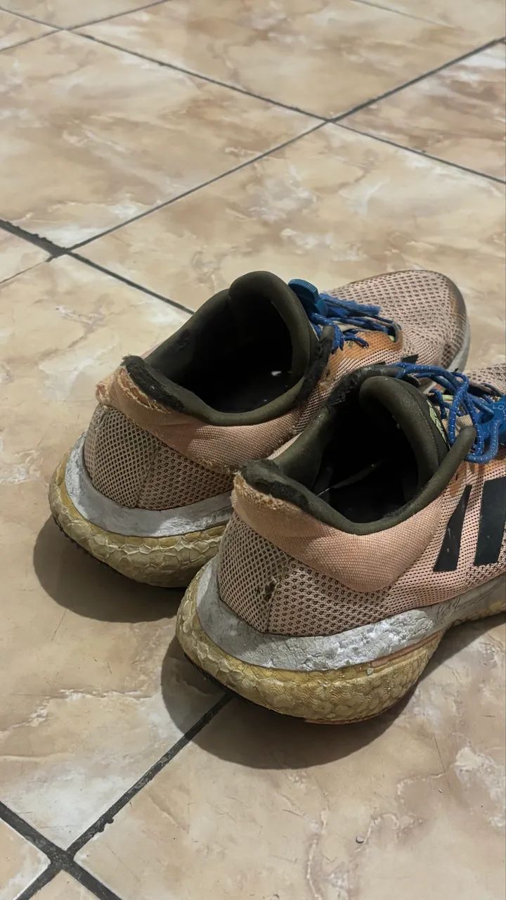 Adidas Solarglide 5 - Tamanho 41  - Foto 2