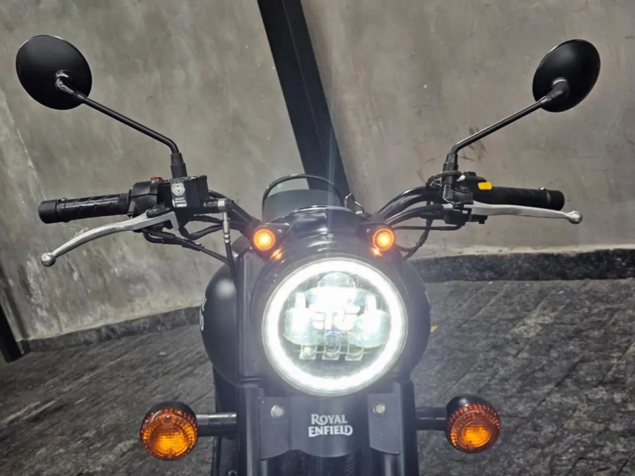 ROYAL ENFIELD CLASSIC 500 EFI 2020 - Foto 5