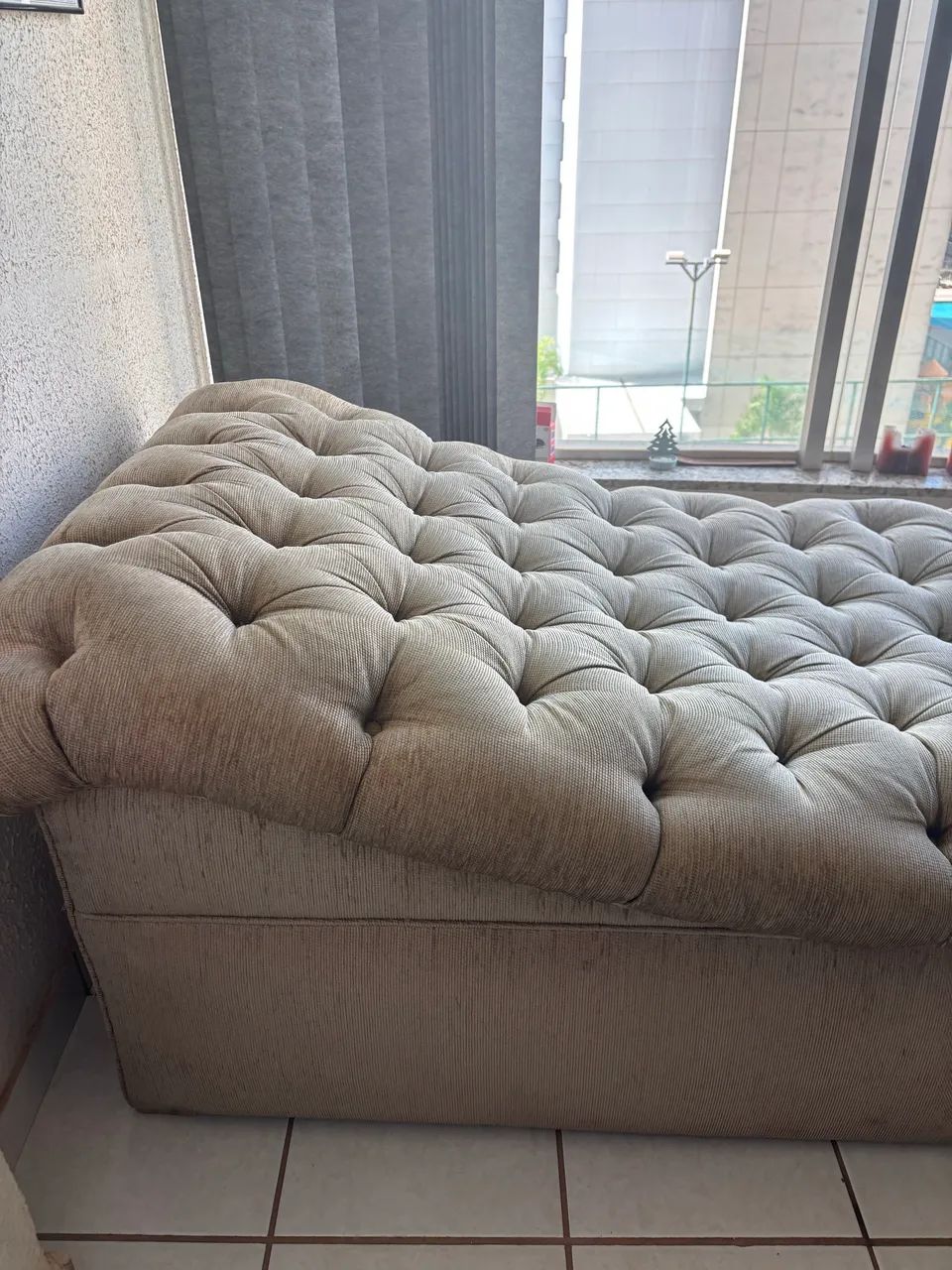 Divã estilo Chesterfield - Foto 3