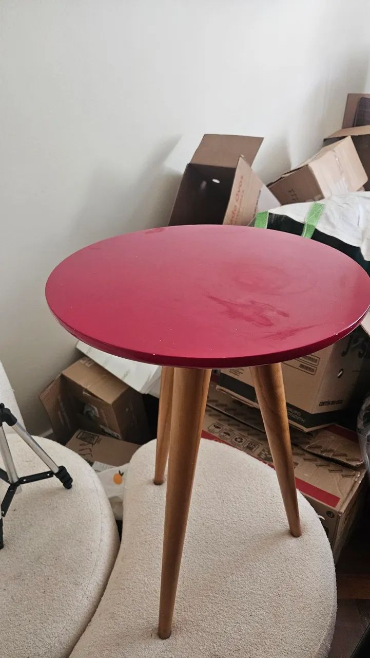 Mesa de canto em laca vermelha - 50cm diâmetro - Foto 2
