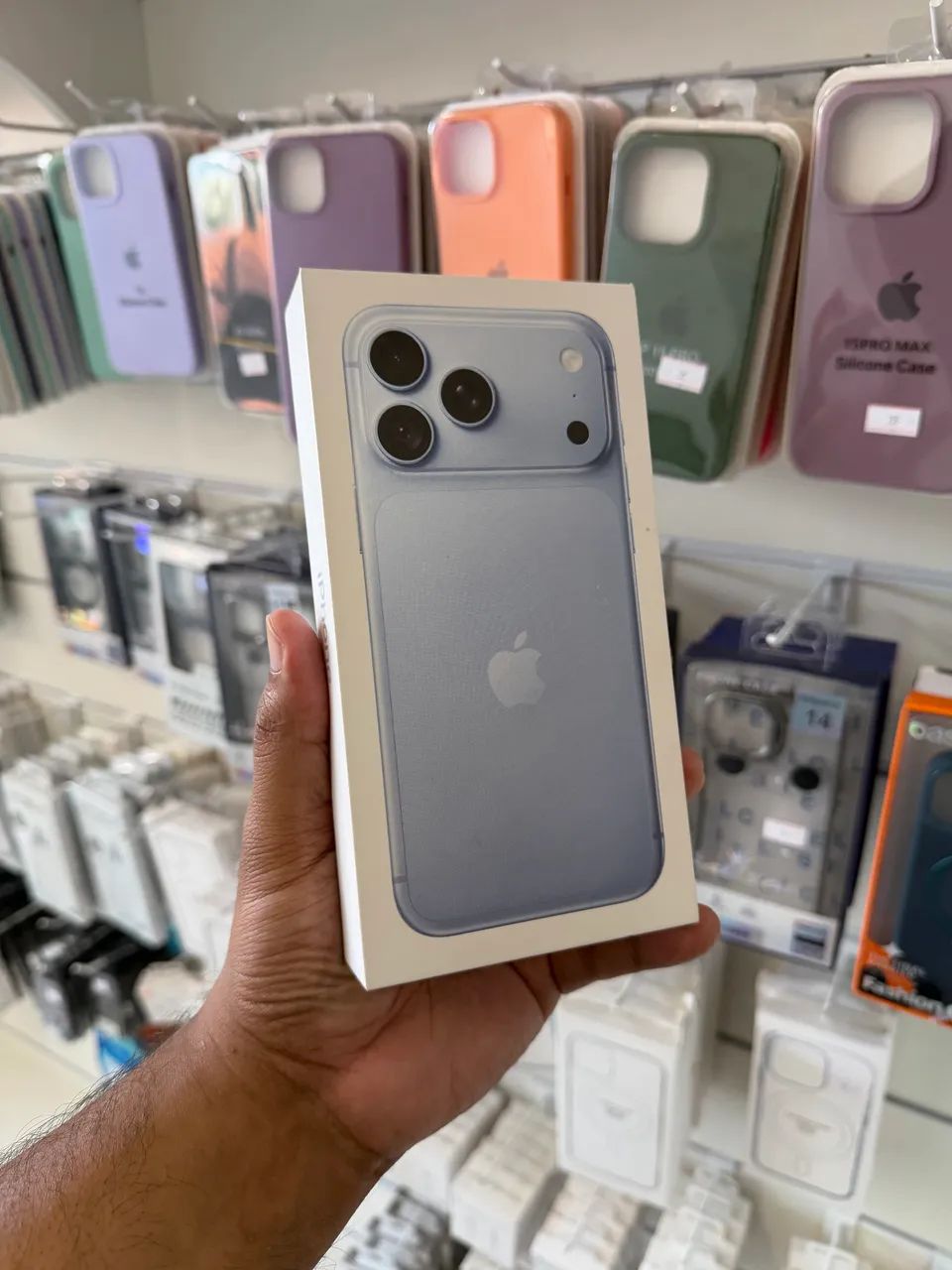 iPhone 18 pro Max 256GB azul  - Foto 2