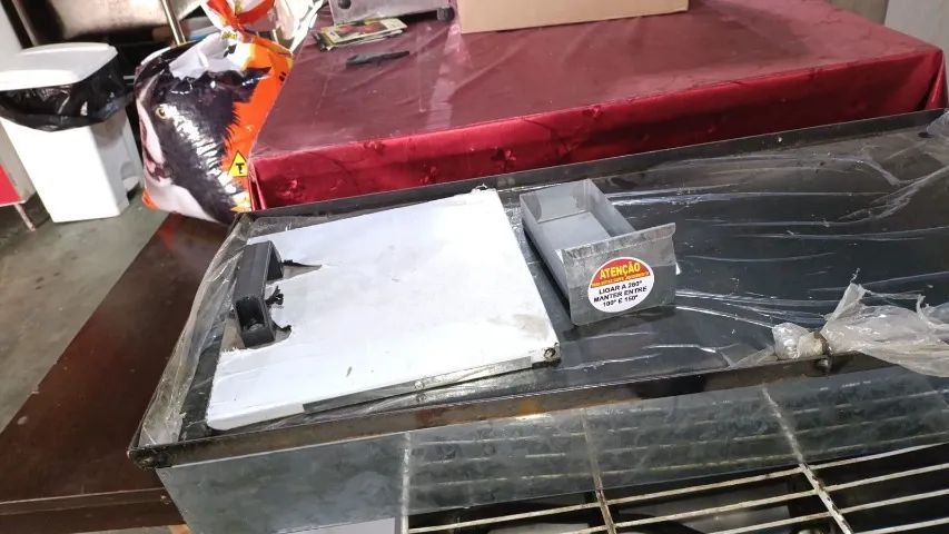 Chapa Elétrica 110V para Lanches