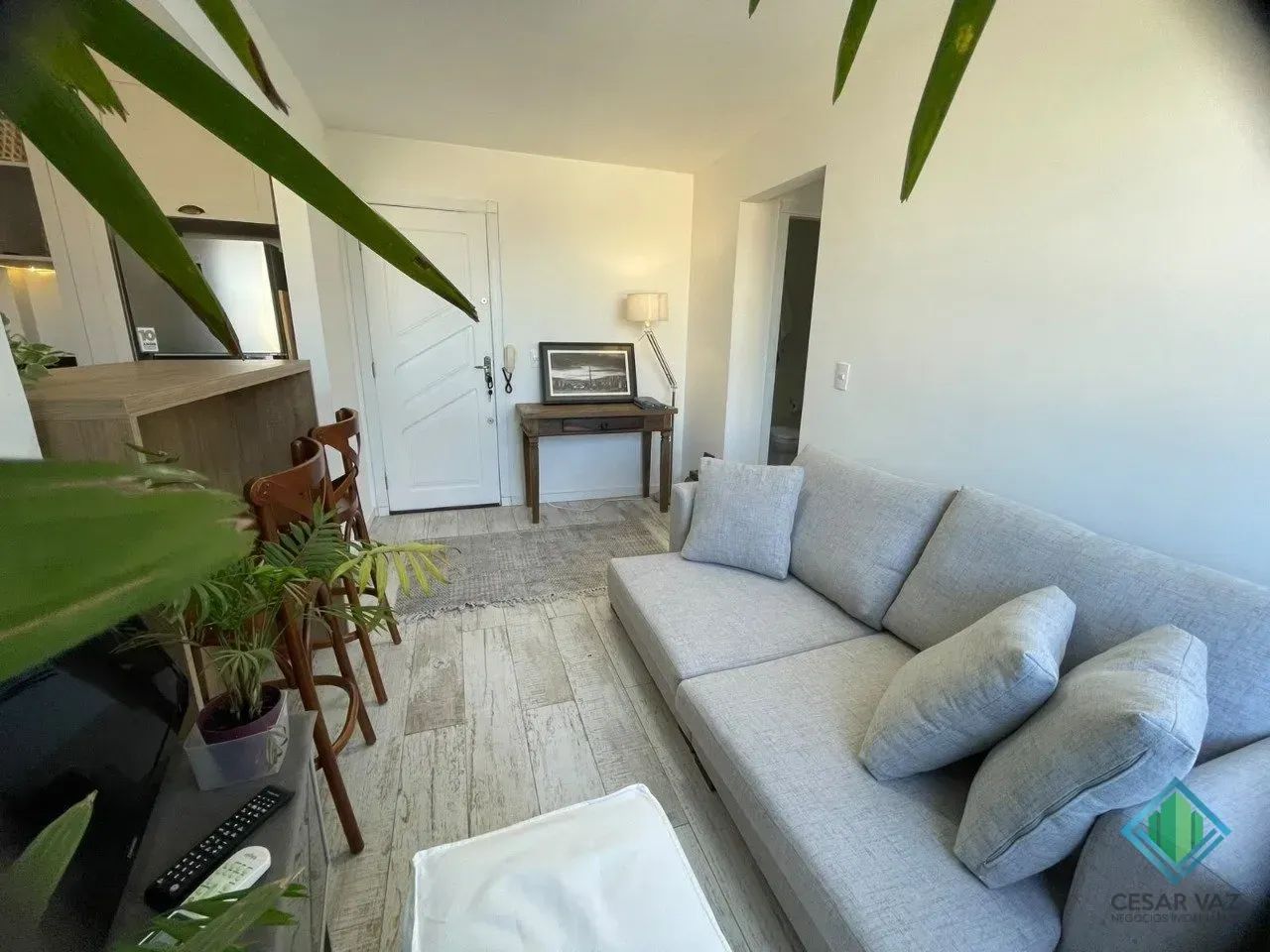 Ótimo apartamento de 2 dormitórios em Coqueiros - Florianópolis - SC - Foto 4