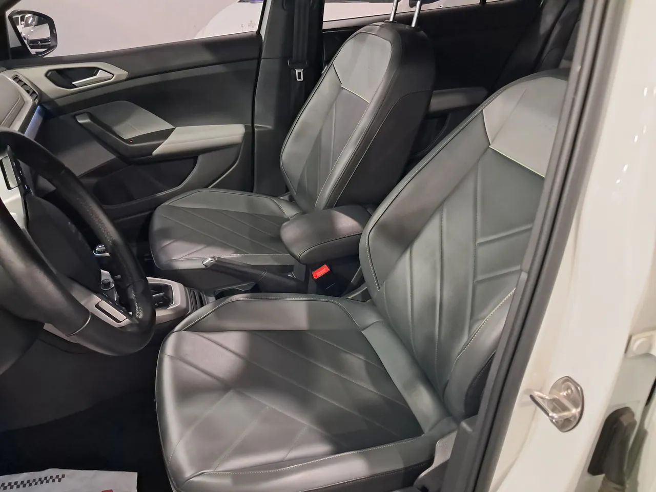Volkswagen T-Cross Comfortline 1.0 TSI Flex 5P Aut., foto 6 de 10