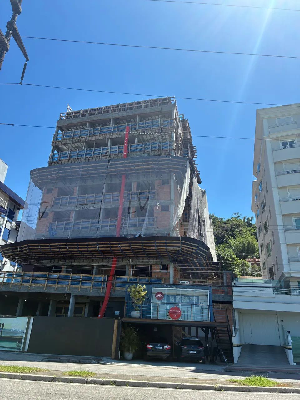 Entrega 2027! Já pode financiar Caixa!Frente mar  Florianópolis! Aceito carro e imóvel! 