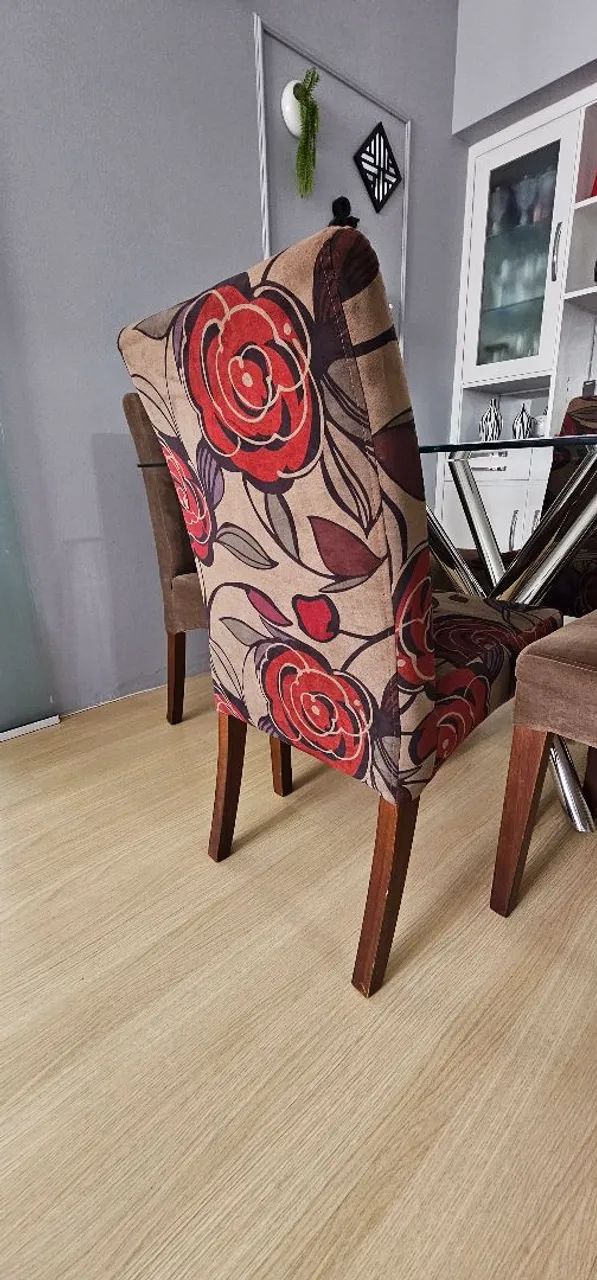 Mesa com 6 cadeiras  - Foto 4