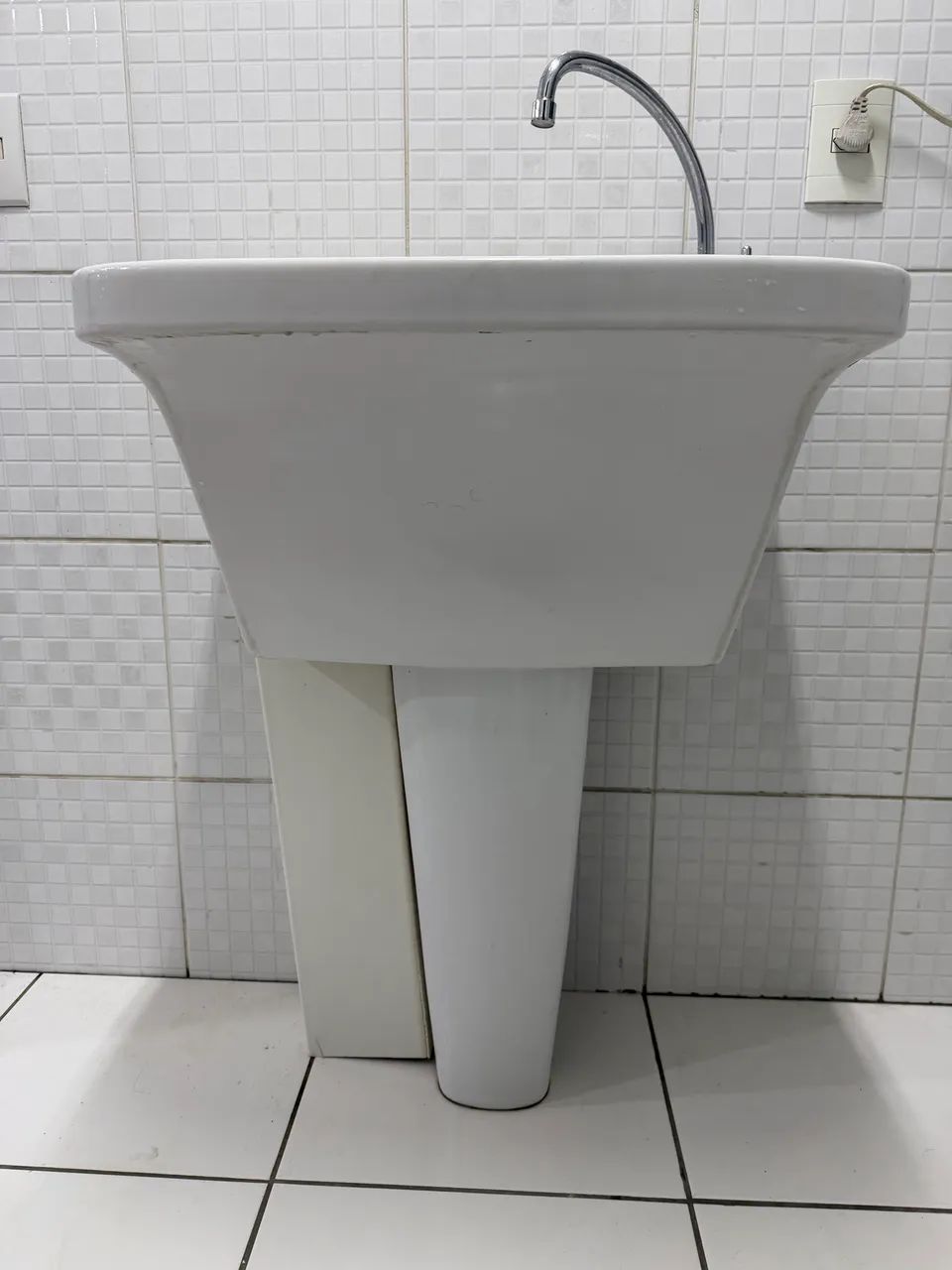 Tanque de louça branco 38 litros  - Foto 3
