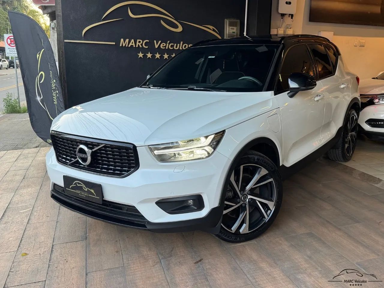 Volvo Xc40 XC 40 T-5 Híbrido R-design 1.5 262cv FWD 2021 2021