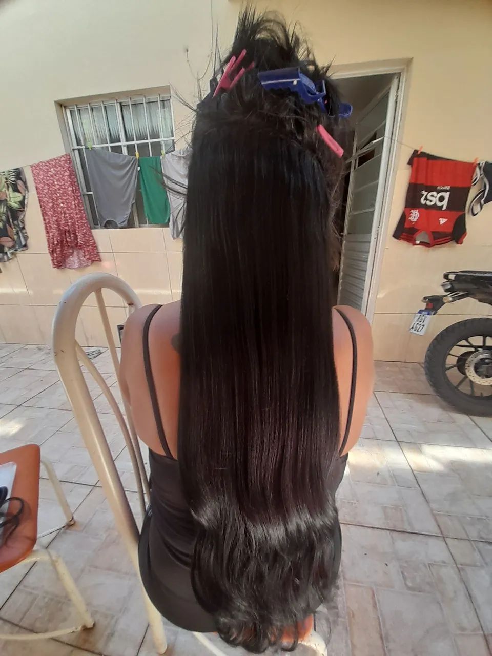 Alongamento Capilar (Mega hair)APLICAÇÃO E MANUTENÇÃO  - Foto 3