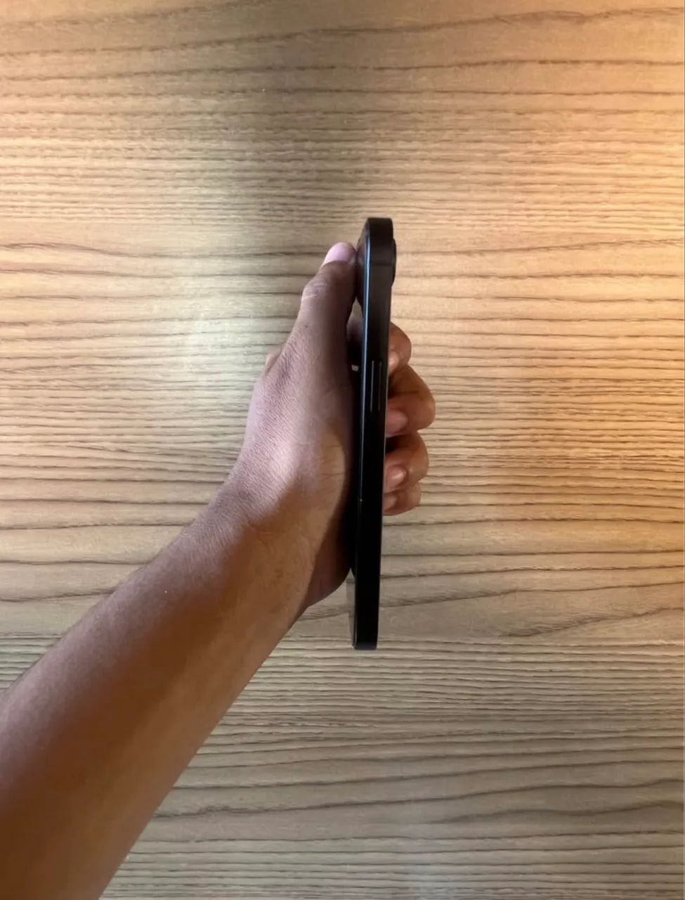 iPhone 16e - Foto 3