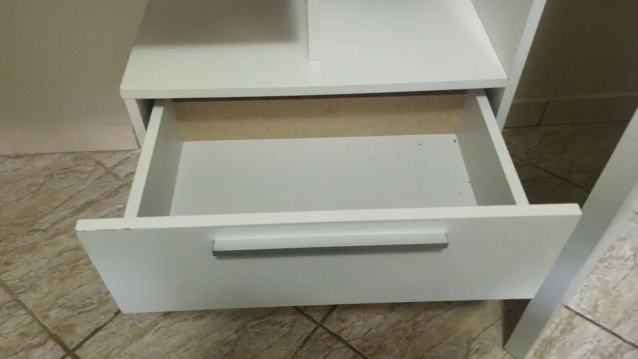 Mesa de computador branca - Foto 2