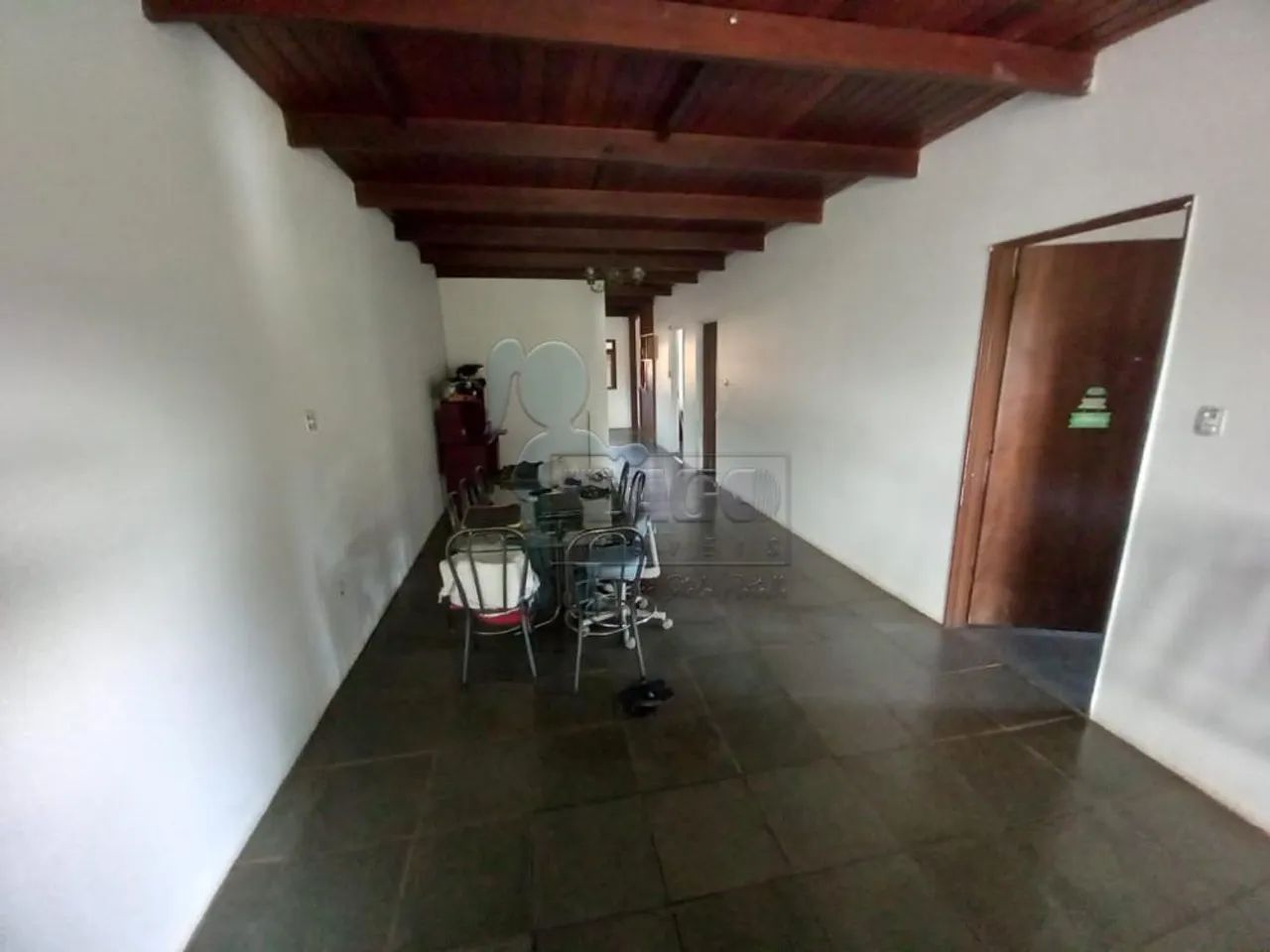 IMÓVEL COMERCIAL E RESIDENCIAL NO PARQUE DAS FIGUEIRAS