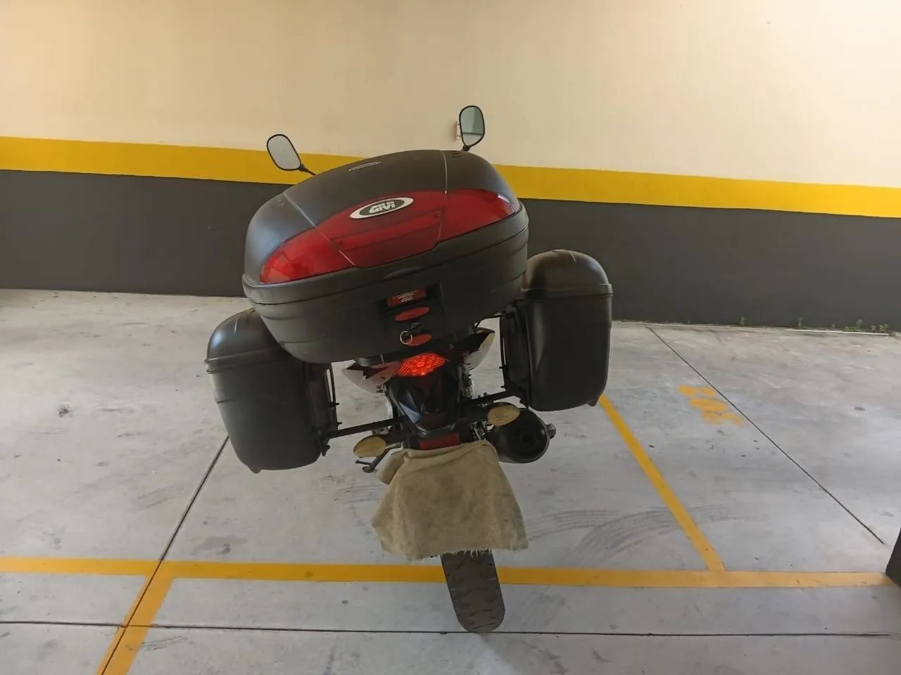 Yamara Fazer 250