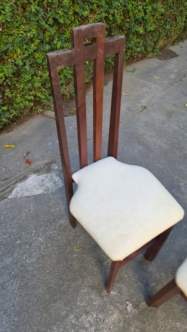 Duas cadeiras pra mesa de jantar  - Foto 3