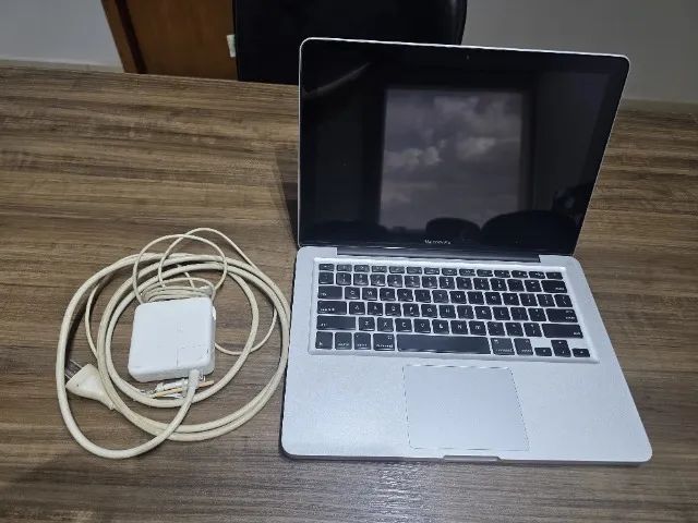 Lote com 5 Notebooks - 4 MacBooks + 1 VAIO - R$ 5.500 - Foto 5