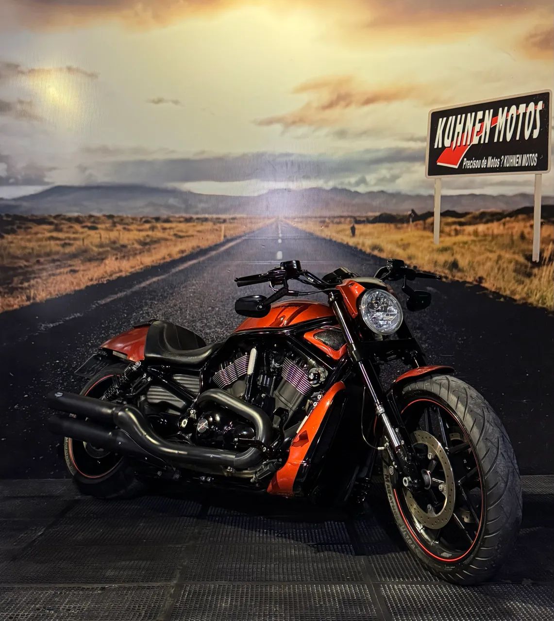 HARLEY-DAVIDSON NIGHT-ROD 2015 - Foto 2