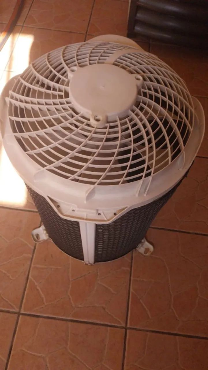 Ar condicionado 9 mil BTUs  - Foto 2