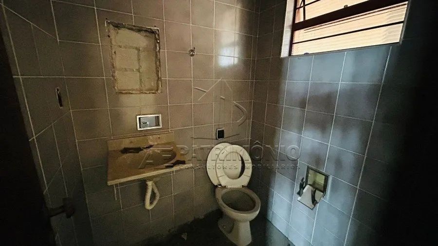Barracão Comercial Amplo em Excelente Localização - Foto 8