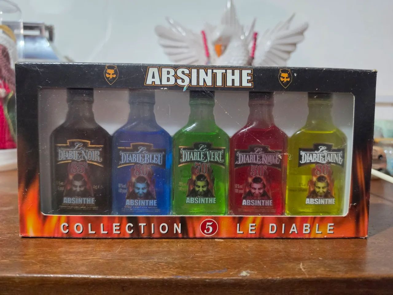  Kit Colecionador Miniaturas Absinthe Le Diable Collection - 5 Garrafas - Foto 2