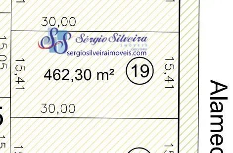 Amplo lote na Cidade Alpha com 462,30m²