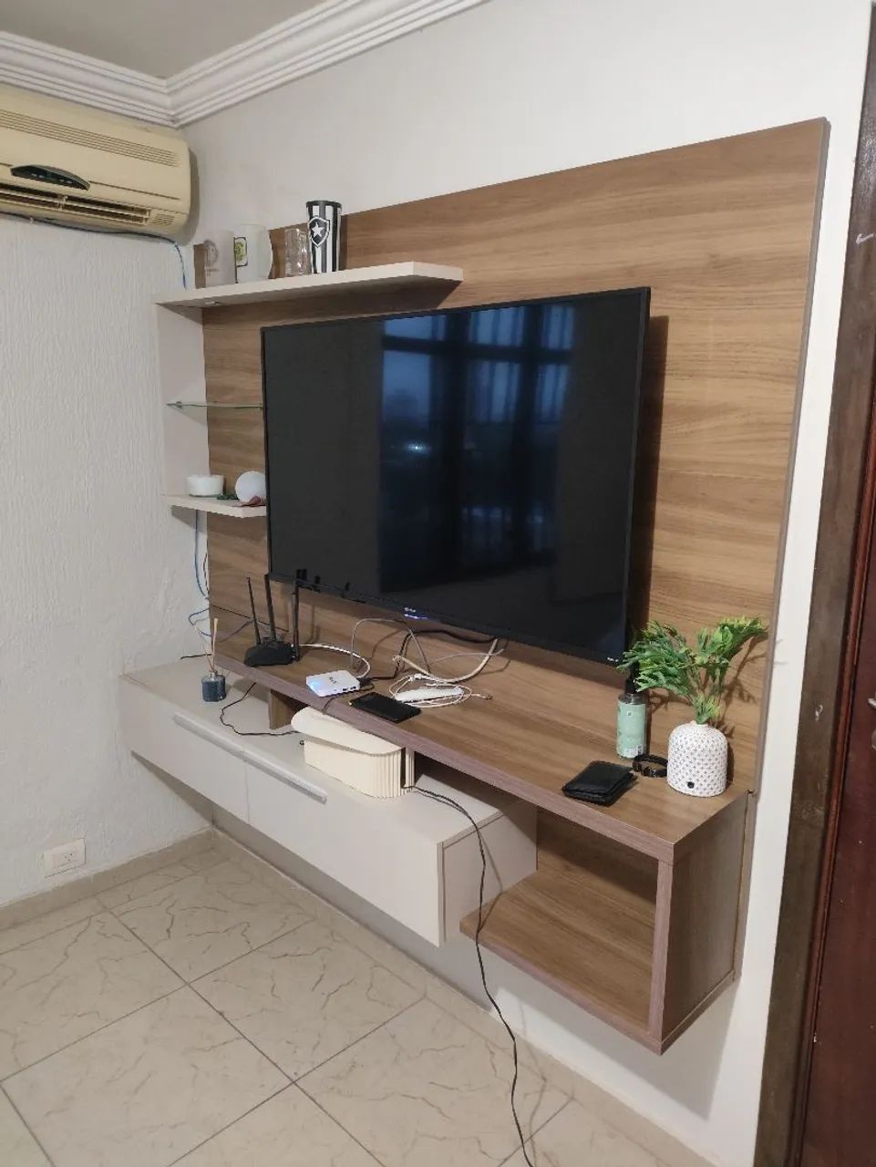Painel + rack para TV