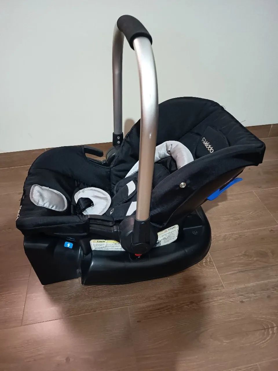 Carrinho de bebê KIDDO ECLIPSE  + Bebê conforto  - Foto 4