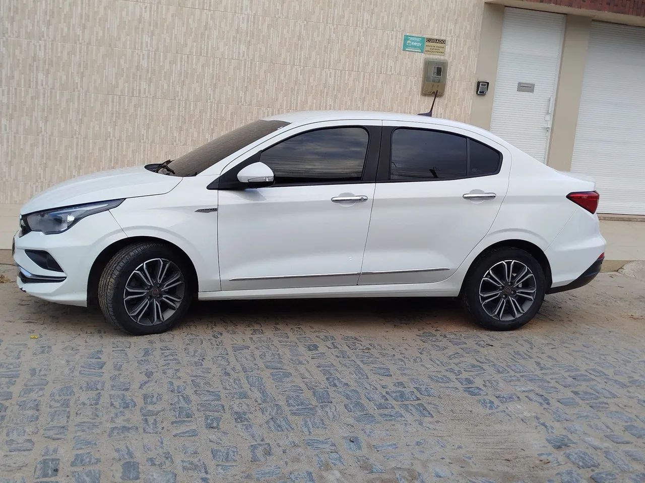 Fiat Cronos Precision 1.8 16V Flex Aut. 2020 - Foto 4