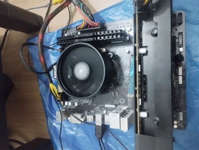 KIT Ryzen 3 3200G + 16GB RAM 3200 + Placa-Mãe A320M Gigabyte - Foto 3