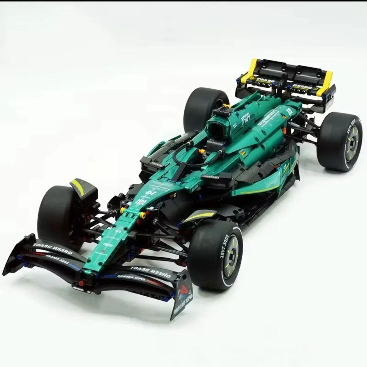 LEGO F1 Aston Martin - Foto 3