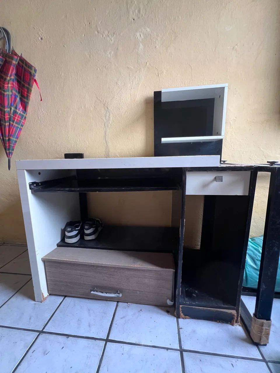 ? MESA PARA COMPUTADOR / ESCRITÓRIO ? 120$ - Foto 2