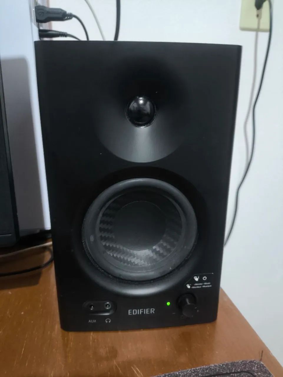 EDIFIER MR4
