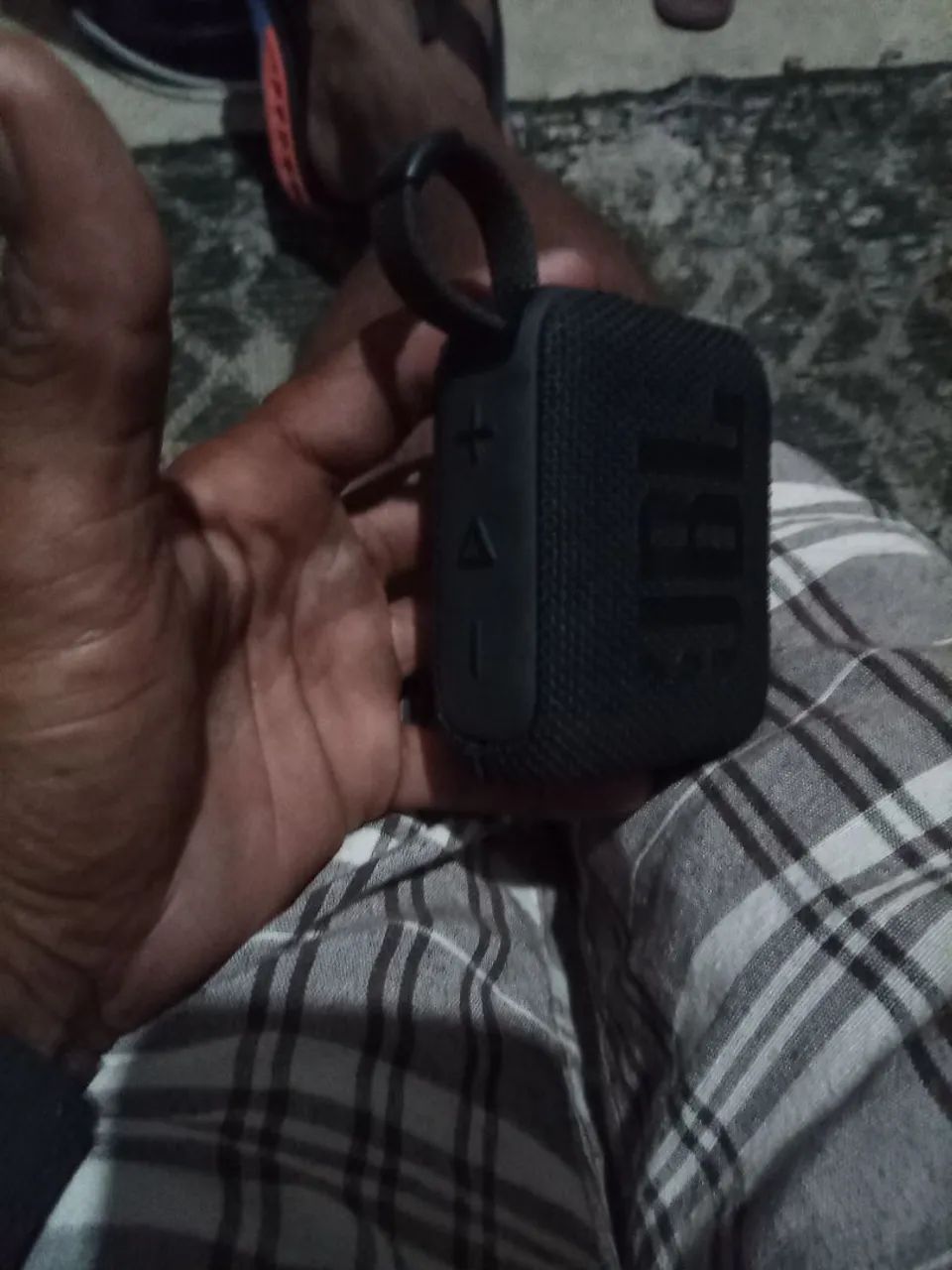 JBL go 4