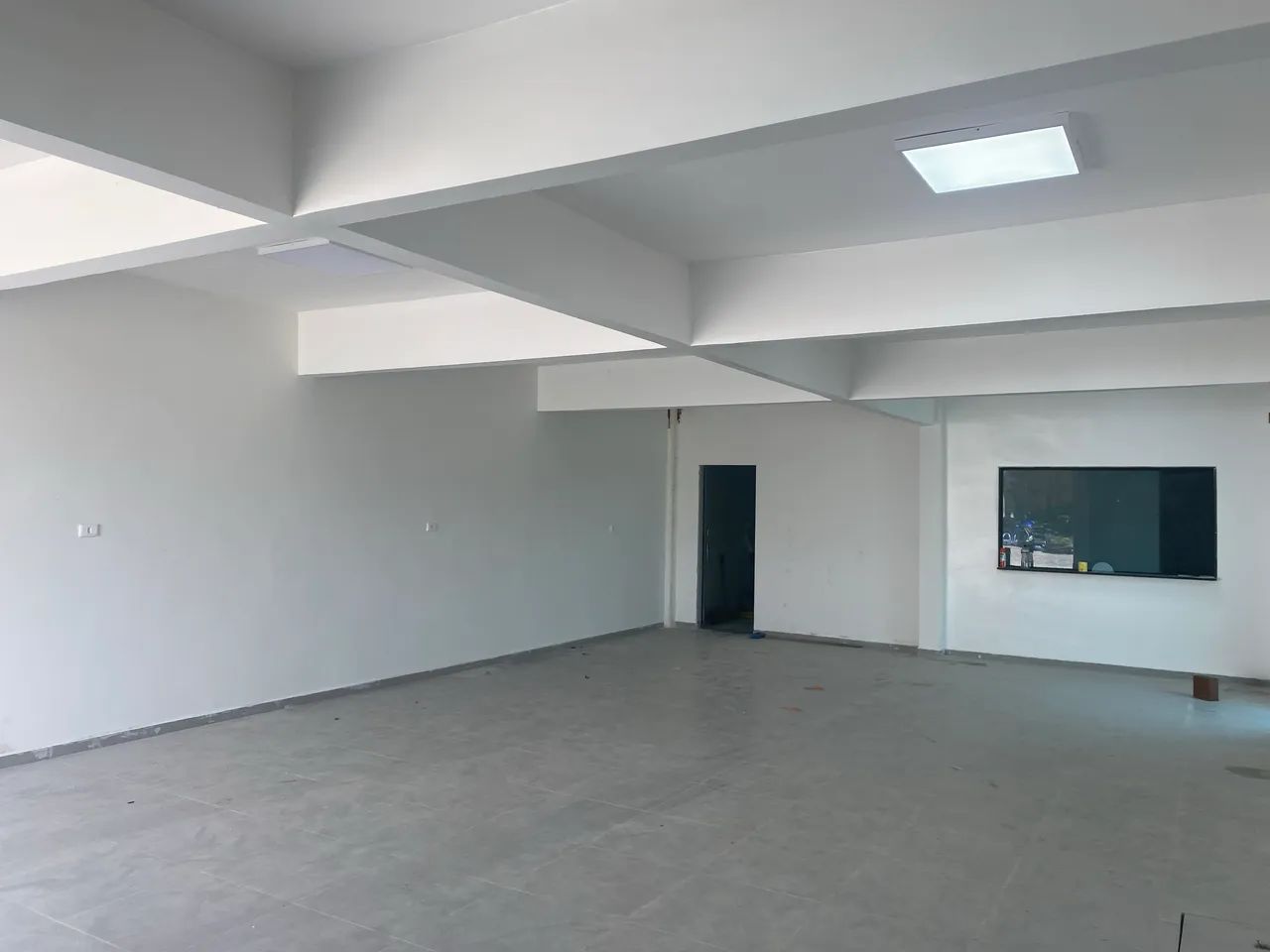 PONTO COMERCIAL - PARA ALUGAR