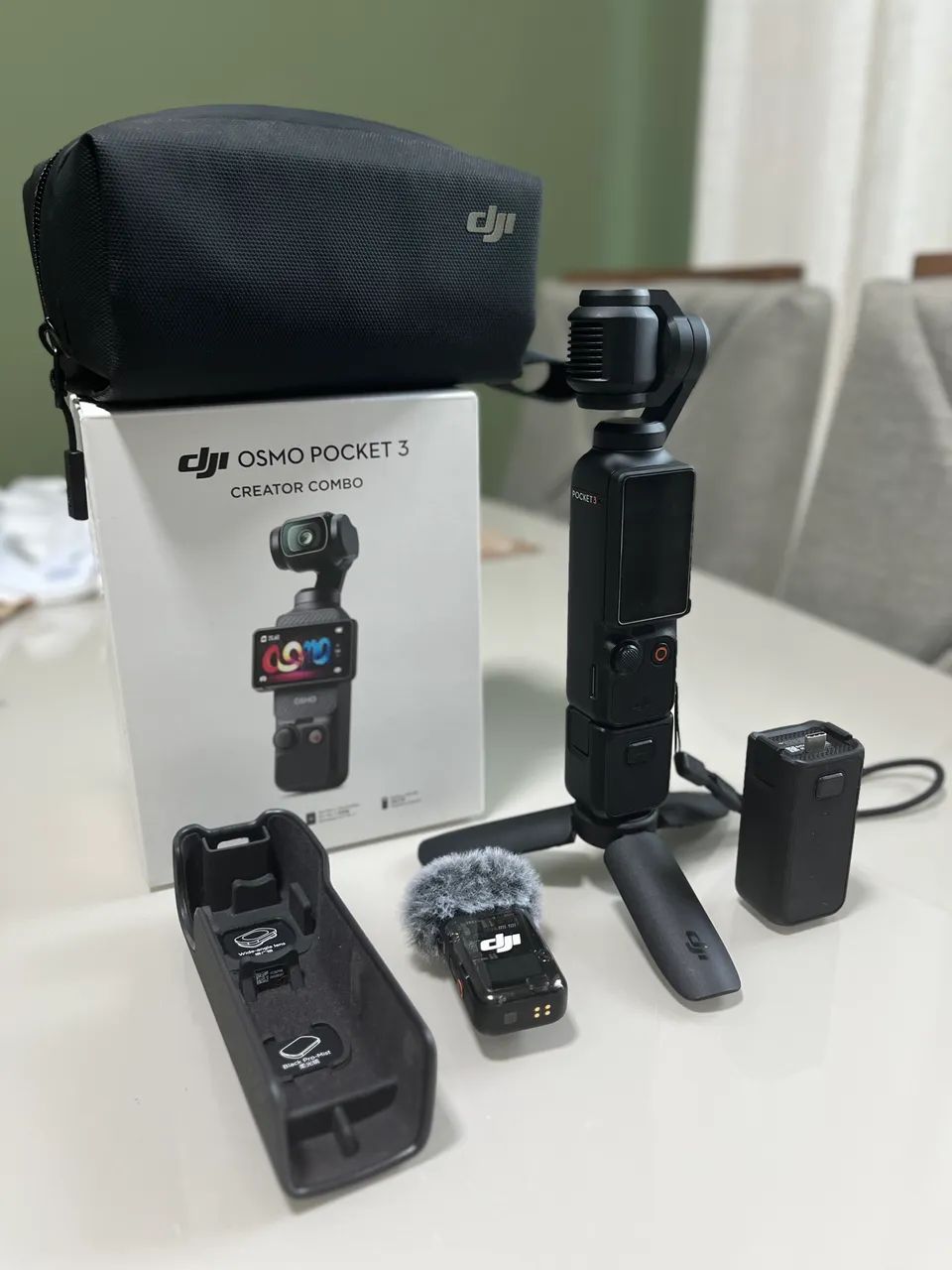 Câmera DJI Osmo pocket 3 creator combo 