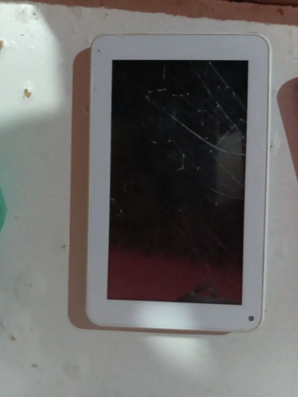 Vendo tablet com frontal quebrada da DL com trincado  - Foto 2