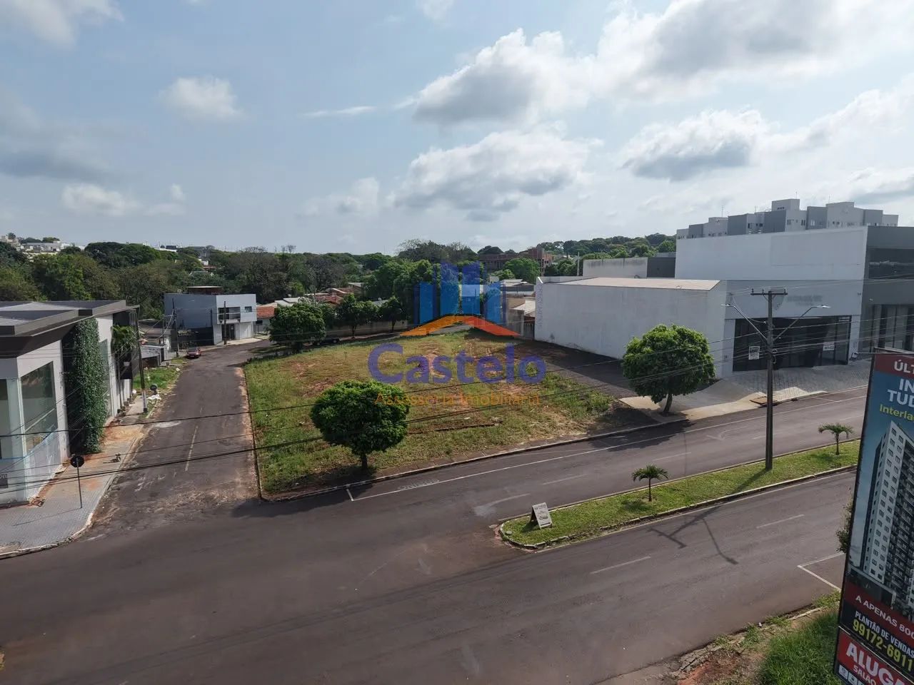 TERRENO COMERCIAL em UMUARAMA - PR, ZONA III