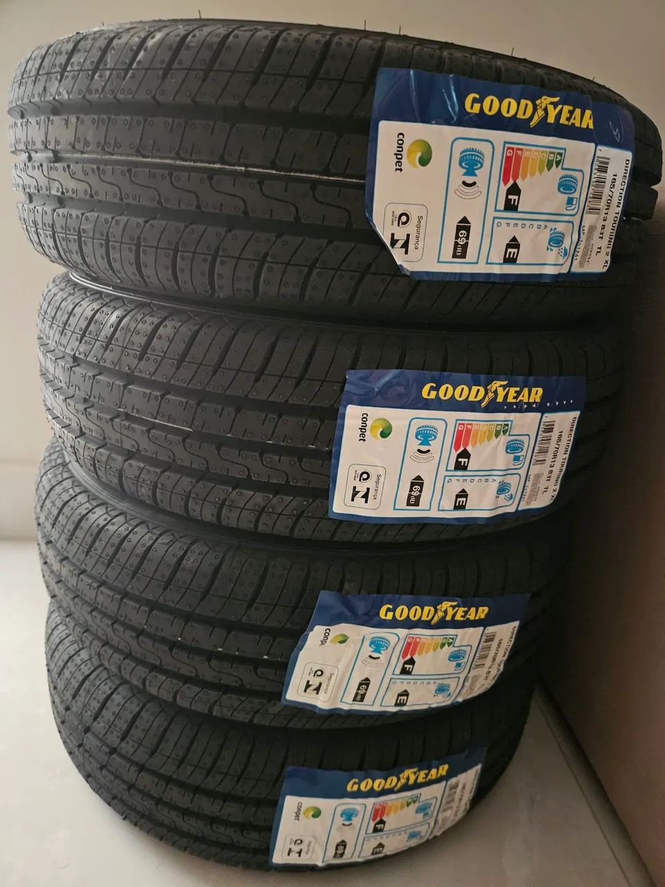 Pneu aro 13 Goodyear 165/70 novos - Foto 2