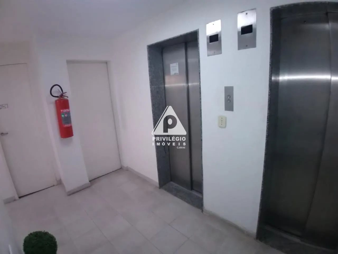 Oportunidade de Consultório: Sala Comercial 35m² | 6 Cômodos | ao Lado da Praça N.S. da Pa - Foto 12