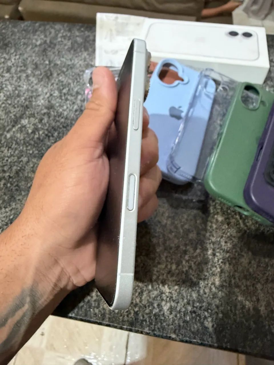 iPhone 16 branco  - Foto 4