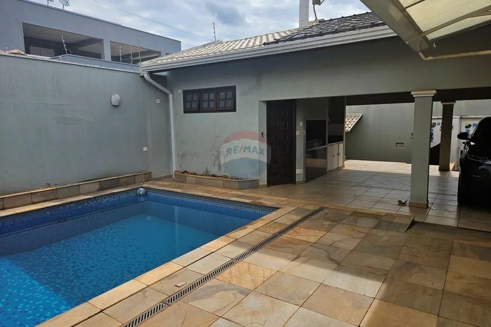 Casa dos Sonhos em Cosmópolis: Estilo e Conforto - Foto 3
