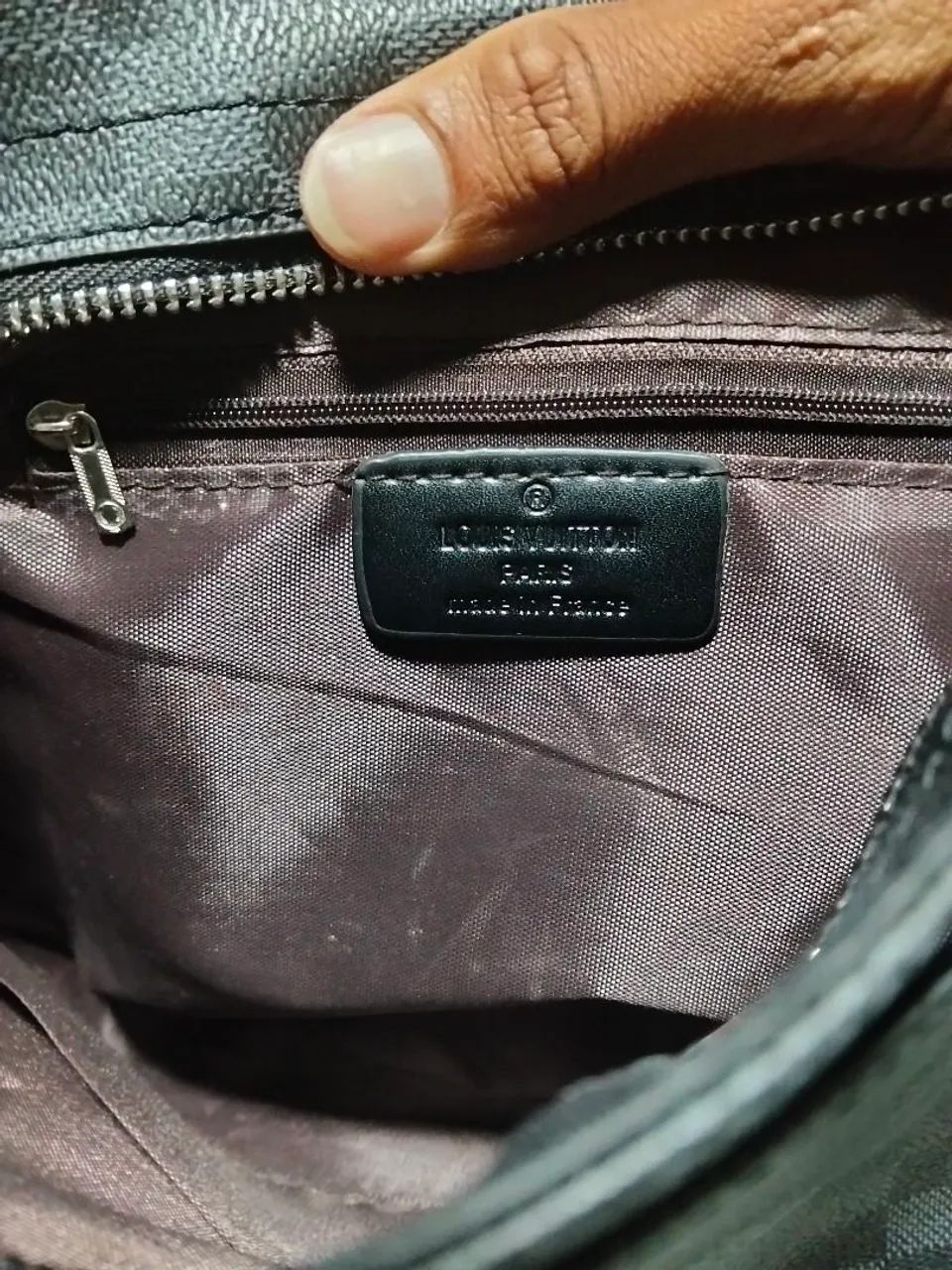 Bolsa Louis Vuitton district pm  - Foto 4