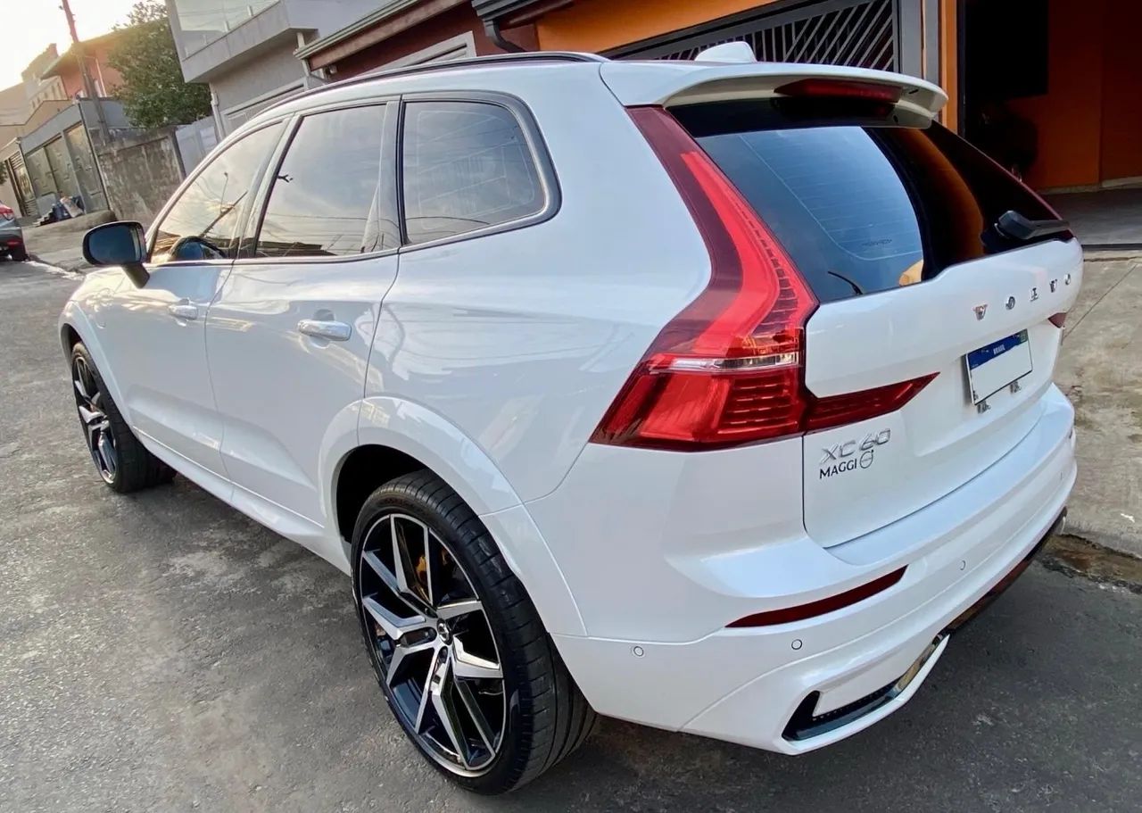 Volvo XC-60 T-8 Polestar 2.0 4P Híbrido 2022 - Foto 4