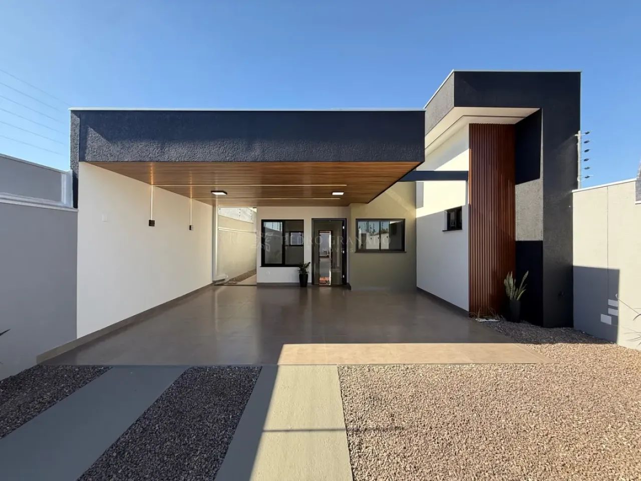 Casa/Sobrado Casa em Maringá