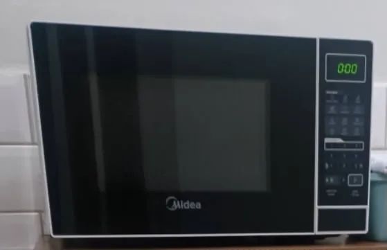 Microondas Midea 20L