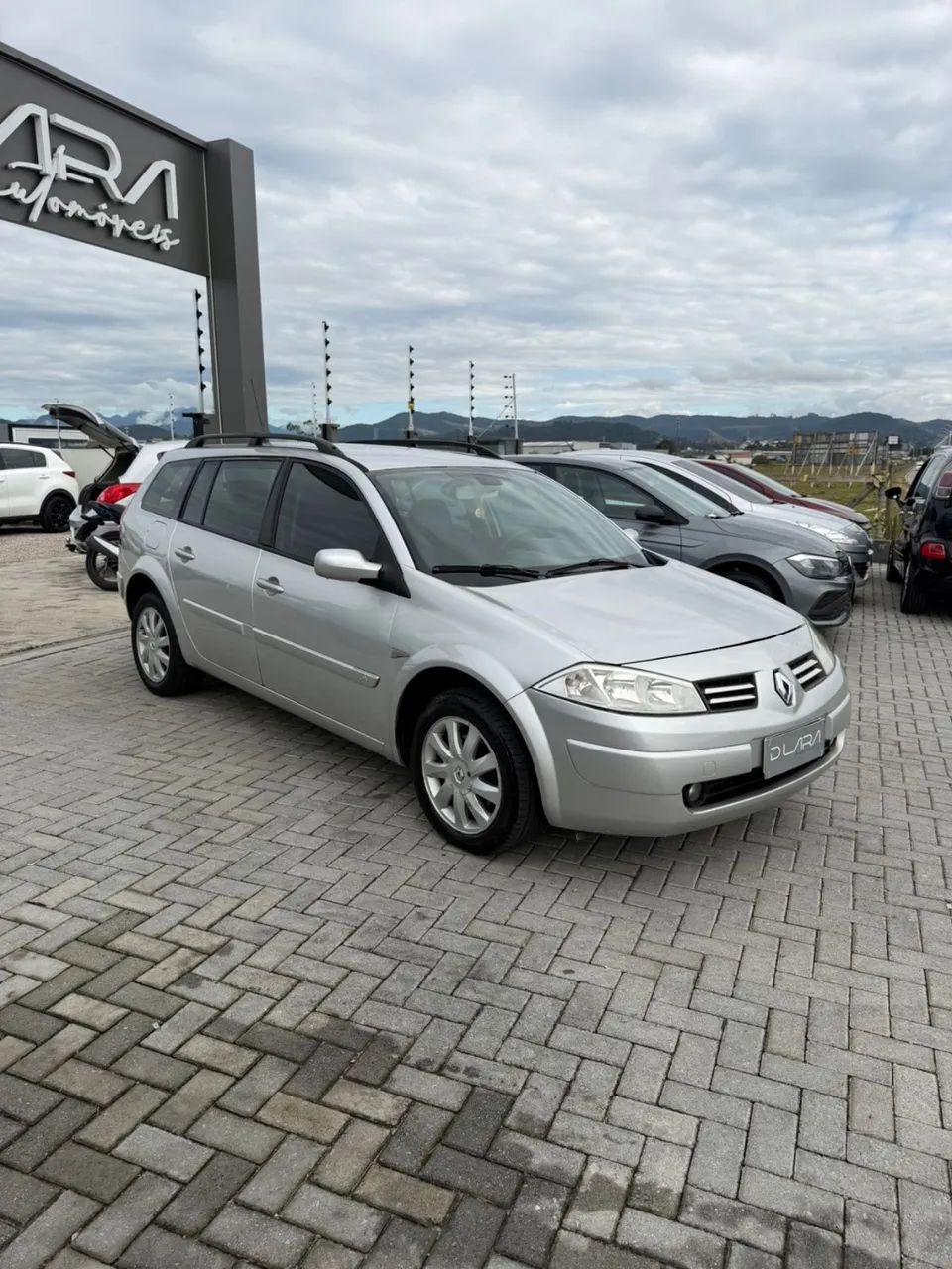 Renault Megane Grand Tour Dynam. Hi-flex 1.6 16V 2013 - Foto 5