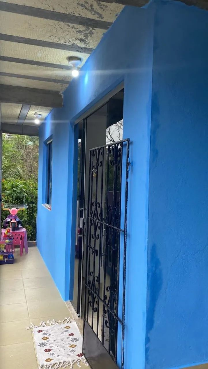 Alugo casa 
