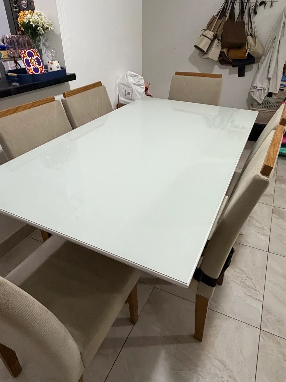 Conjunto de Mesa de Jantar com 6 Cadeiras