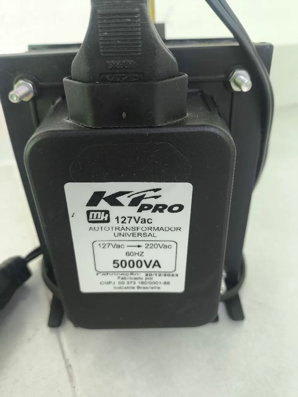 Transformar bivolt KF pro 5000va Novissimo - Foto 3